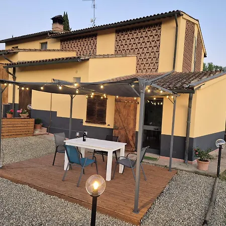 Casa Orneto Ferienhaus